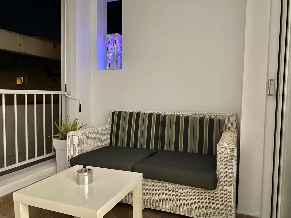 Ev Zin:Cozy, Newly Rennovated, Studio, Swimming Pool B102 Paphos Kültér fotó